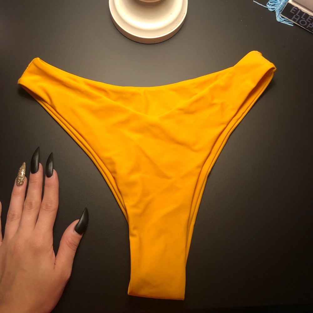 Yellow Zaful bikini bottoms